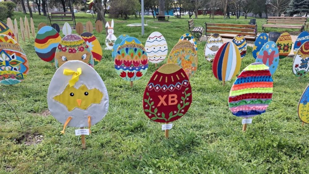 У Коблевому свято Воскресіння Господнього відзначили з оновленою Великодньою локацією (фото)