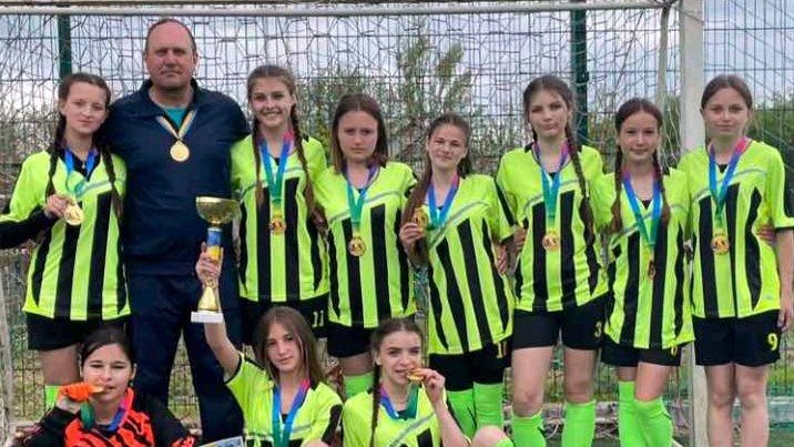 Краснянські ліцеїстки — перші в Миколаївському районі у футбольному змаганні