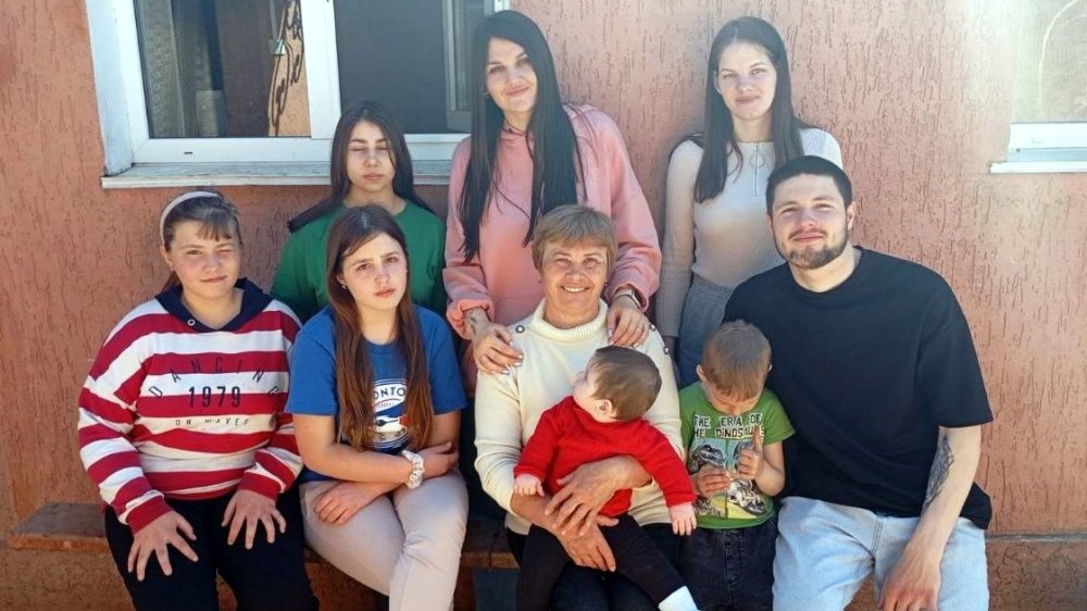 Сім’я, в якій завжди чекають: історія прийомної мами Тетяни Харченко з Новофедорівки (фото)