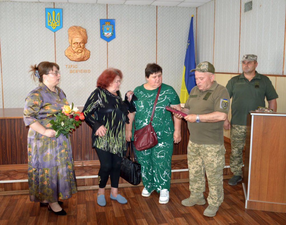 Вічна слава Герою: у Березанці вручили державну нагороду родині загиблого захисника Ігоря Бокіна