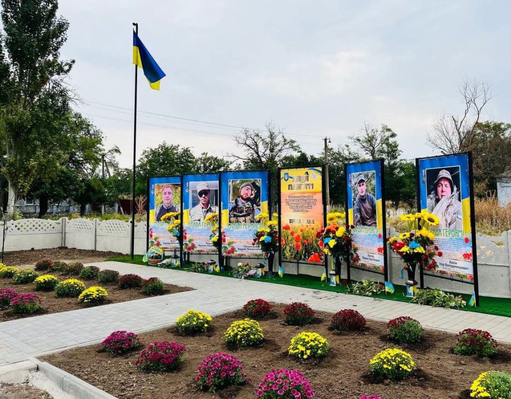 У Прогресівці відкрили Алею Слави на честь полеглих захисників України (фото)